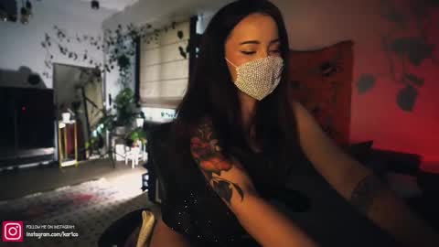 Leo online show from October 8, 1:36 am