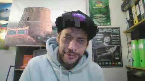 Snapshot of leonidascum chatting on November 29, 9:34 am leonidascum online show from November 29, 9:34 am