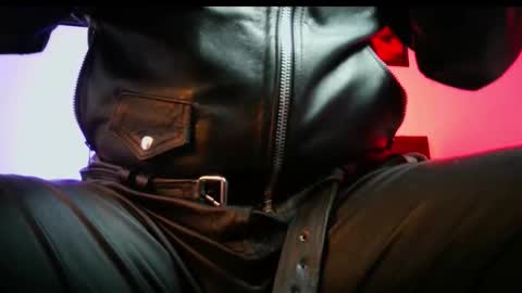 Lenardo jaramillo online show from October 15, 10:15 am