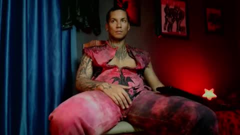 Lenardo jaramillo online show from February 22, 9:57 pm