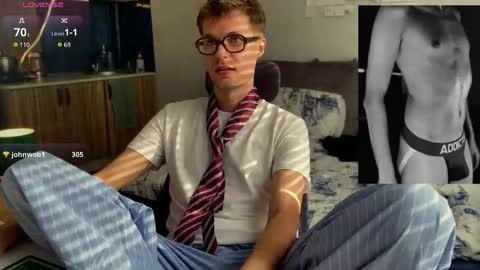 Leon online show from March 10, 9:03 am