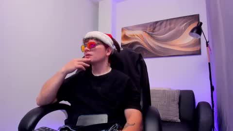 Leo  online show from December 5, 4:21 am