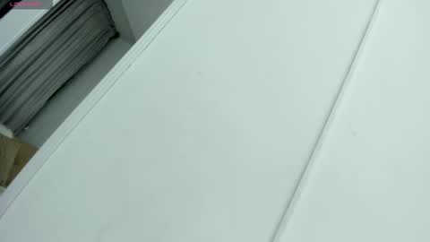 Leo  online show from January 8, 4:15 am