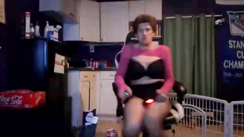 Keith online show from December 2, 6:41 am