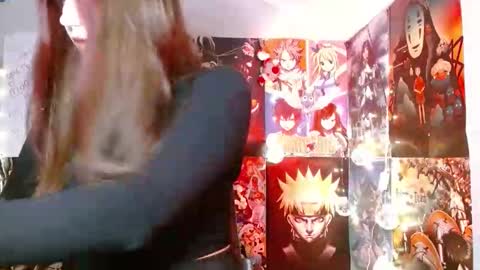 little secret online show from December 15, 7:12 am