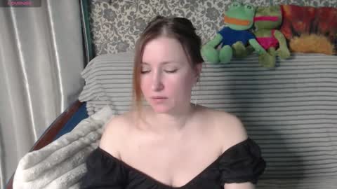 Snapshot of lesanamagic chatting on March 7, 5:10 pm LesanaMagic online show from March 7, 5:10 pm