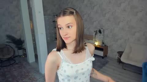 Snapshot of lesigrace chatting on February 28, 8:26 am Sanem online show from February 28, 8:26 am