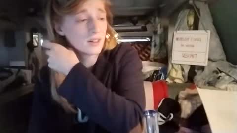 LesleyGumGrass- The Boring Trans girl online show from February 7, 9:48 pm