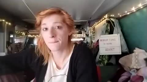 LesleyGumGrass- The Boring Trans girl online show from February 10, 4:14 pm