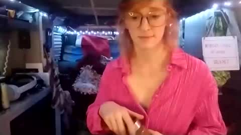 LesleyGumGrass- The Boring Trans girl online show from February 12, 8:40 pm
