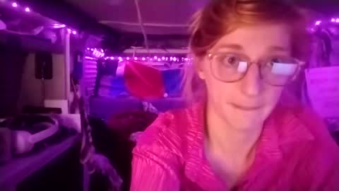 LesleyGumGrass- The Boring Trans girl online show from February 14, 4:47 am