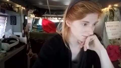 LesleyGumGrass- The Boring Trans girl online show from February 14, 5:03 pm
