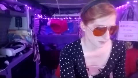 LesleyGumGrass- The Boring Trans girl online show from February 15, 4:36 am