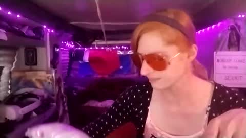 LesleyGumGrass- The Boring Trans girl online show from February 15, 3:06 pm
