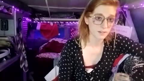 LesleyGumGrass- The Boring Trans girl online show from February 21, 5:02 am