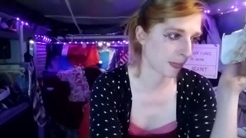 LesleyGumGrass- The Boring Trans girl online show from February 22, 3:12 am