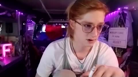 LesleyGumGrass- The Boring Trans girl online show from February 26, 6:00 pm