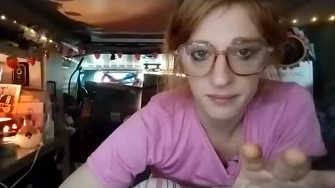 LesleyGumGrass- The Boring Trans girl online show from December 16, 6:24 pm