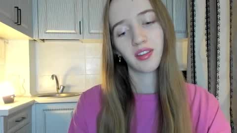  LESLIE   online show from November 17, 7:52 pm