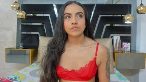 Snapshot of lesliebush chatting on October 25, 8:25 pm LeslieBush online show from October 25, 8:25 pm