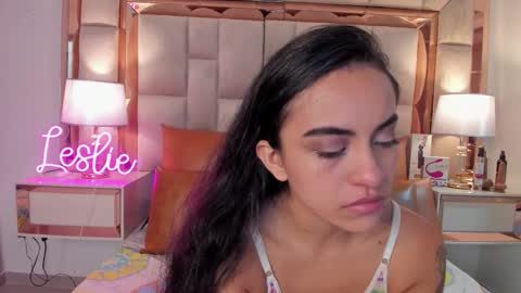 Snapshot of lesliebush chatting on November 14, 8:29 pm LeslieBush online show from November 14, 8:29 pm