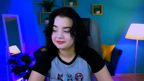 LeslieRowe online show from November 4, 8:52 pm