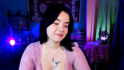 LeslieRowe online show from November 21, 1:21 pm