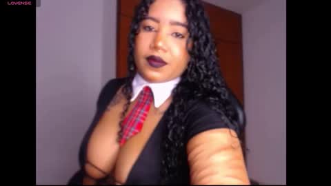 lesly online show from January 16, 2:48 am