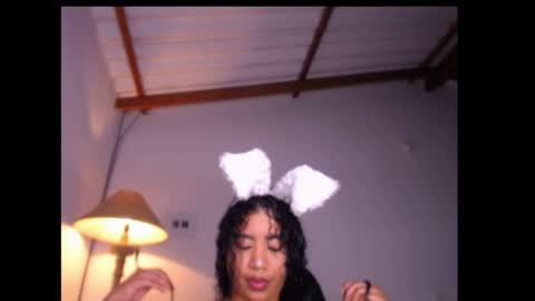 lesly online show from April 9, 4:56 am