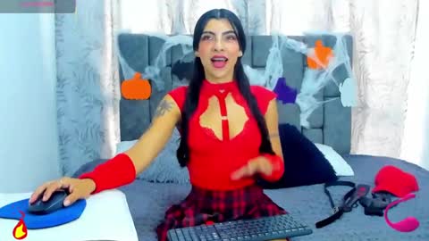 lessly online show from November 7, 6:41 pm