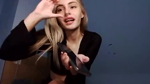 lesyawhite online show from November 2, 6:54 pm