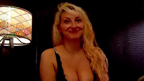 leticiareys online show from January 9, 12:19 pm