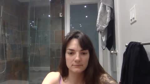 Snapshot of letjennybe chatting on February 4, 1:06 pm strawberrywatermelonpink22 online show from February 4, 1:06 pm