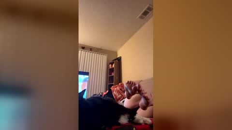 Snapshot of letsmakeunut chatting on February 22, 10:47 am letsmakeunut online show from February 22, 10:47 am