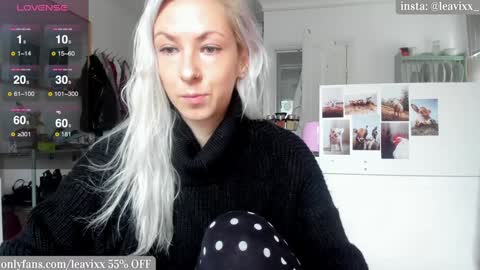 LeaVixx online show from December 12, 10:56 am