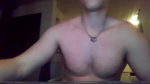 levaithen369 online show from November 4, 9:03 pm