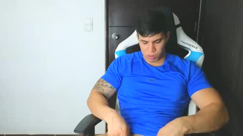 Snapshot of levelingg chatting on December 19, 2:56 am levelingg online show from December 19, 2:56 am