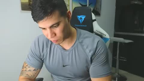 Snapshot of levelingg chatting on January 28, 3:15 am levelingg online show from January 28, 3:15 am