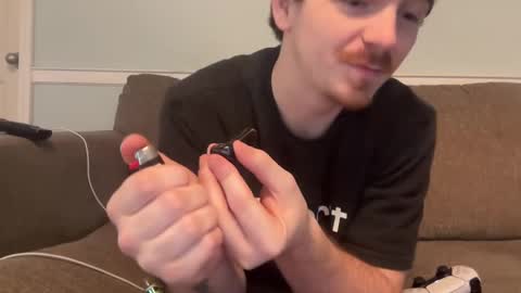 Snapshot of levi071302 chatting on December 31, 10:34 pm Jacob online show from December 31, 10:34 pm