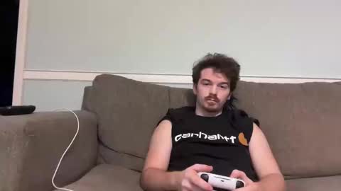 Snapshot of levi071302 chatting on January 7, 5:54 am Jacob online show from January 7, 5:54 am