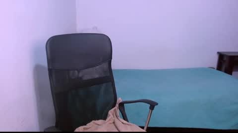      0600AM-1200PM - online show from November 2, 3:31 am