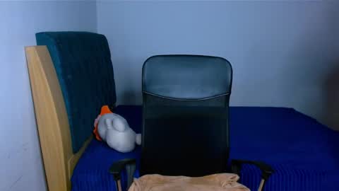      0600AM-1200PM - online show from January 17, 10:57 pm