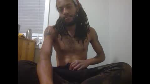 Snapshot of levitt_pearse chatting on December 10, 2:48 am Levitt Pearse online show from December 10, 2:48 am