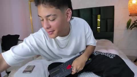 LevySteven online show from November 8, 5:51 am