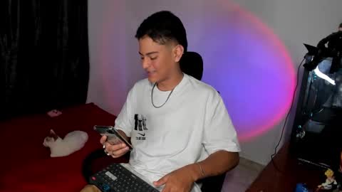 LevySteven online show from December 17, 10:32 am