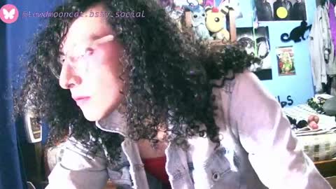 Lewd Mooncat online show from April 14, 11:00 pm