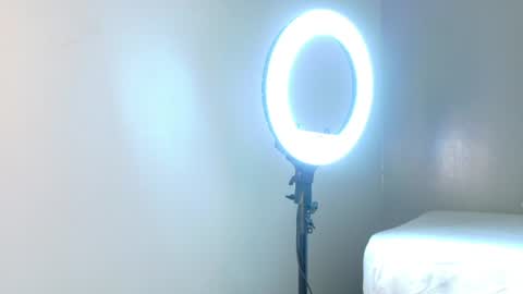 Snapshot of lexadominant__ chatting on June 29, 9:37 am L E X A online show from June 29, 9:37 am