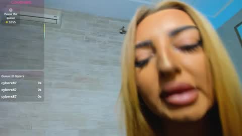 Lexi online show from September 26, 5:00 am