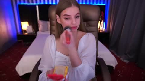 lexi_si online show from February 28, 7:58 am