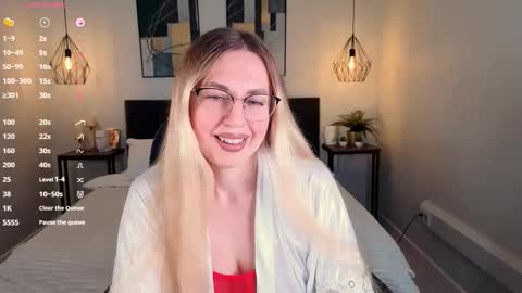 Snapshot of lexi_terele chatting on September 11, 7:19 am Lexy - Follow me online show from September 11, 7:19 am